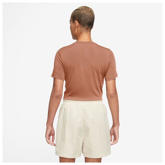 Nike Γυναικεία κοντομάνικη μπλούζα Sportswear Essential Slim Cropped Tee
